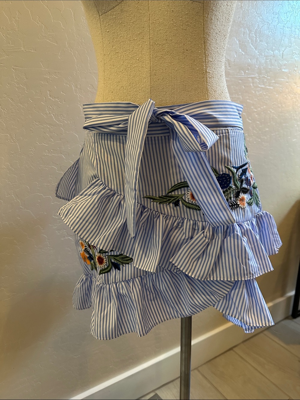 Striped Blue Tie-Waist Ruffle Mini Skirt with Floral Embroidery